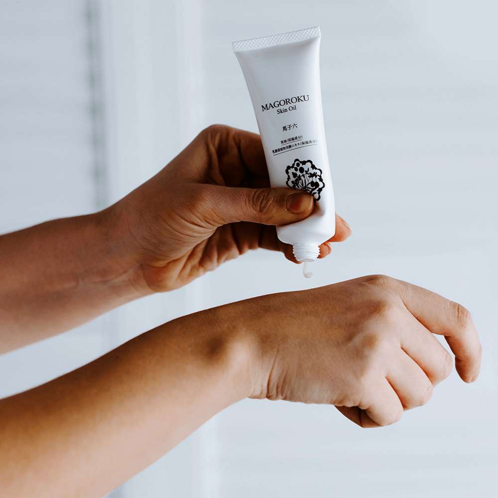 Dr.OHHIRA® Magoroku Probiotic Skin Oil – 50 ml – käele